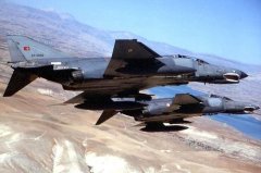 土耳其战机遭叙击落 偶然事件将是军事干预开始